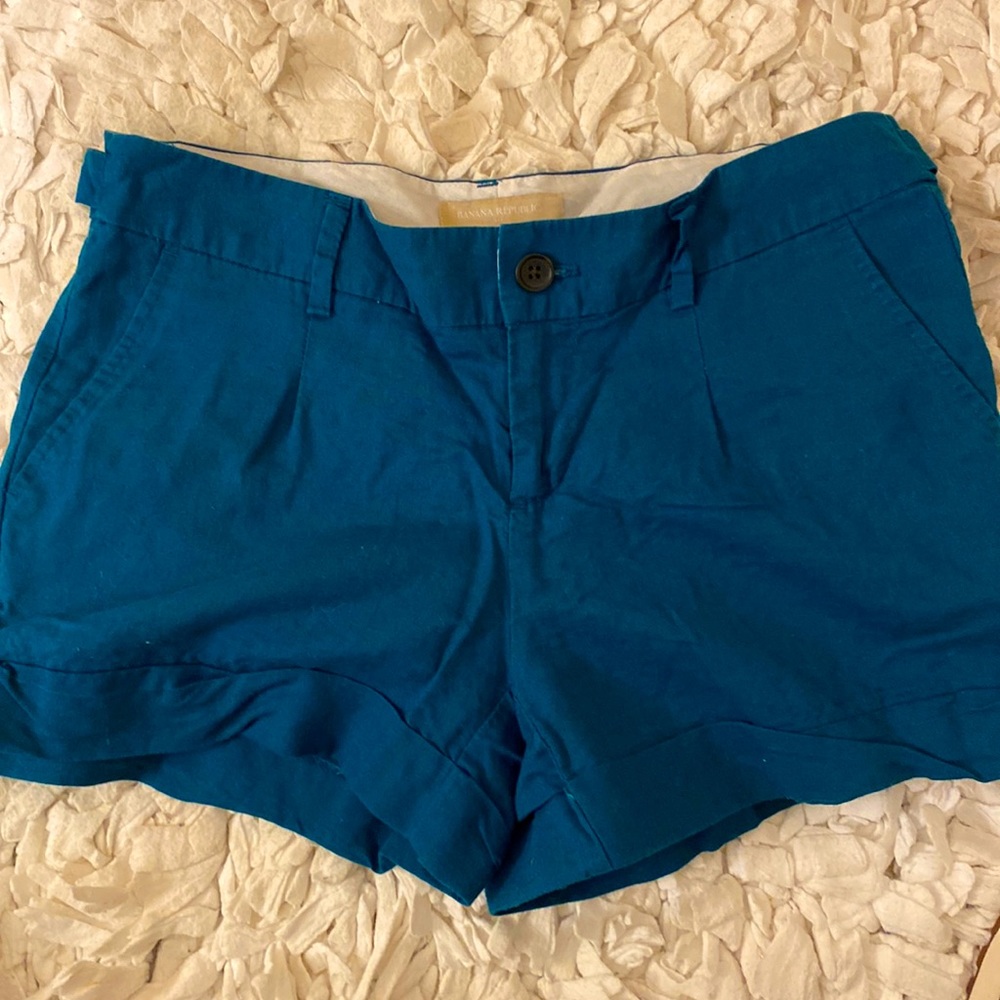 NWOT Banana Republic Linen Shorts